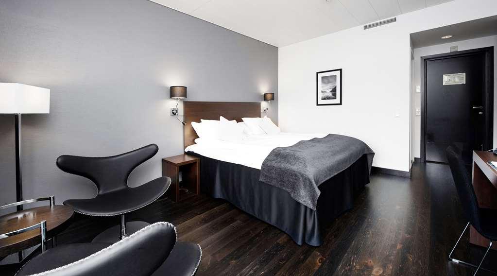 Four Monkeys Hotel Alesund Ruang foto